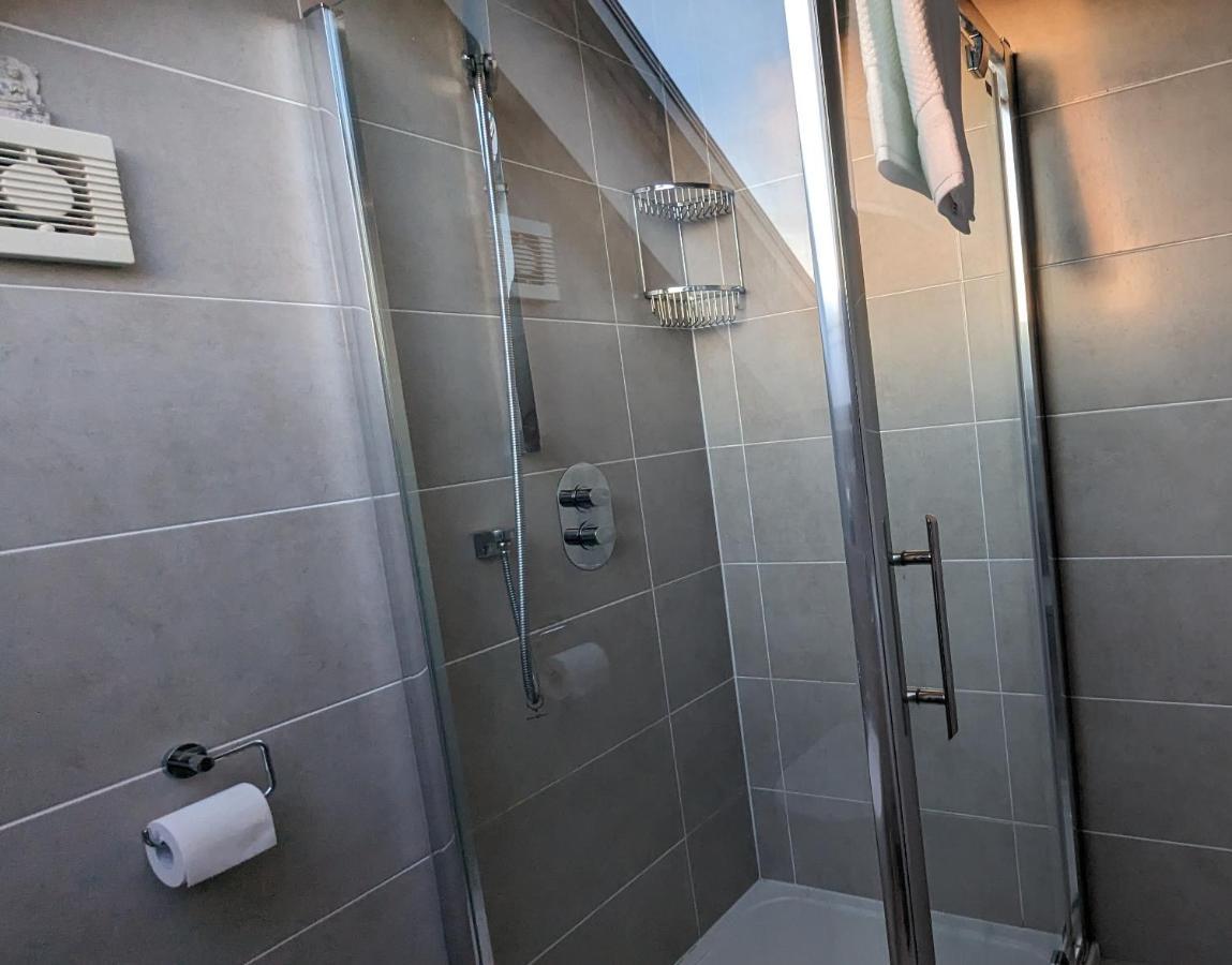 Elegant Relaxed Studio Bed & Breakfast Maynooth Exterior photo